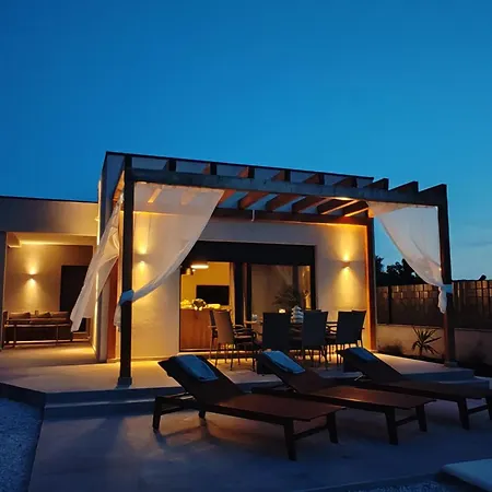 Maslina New * Rogoznica (Sibenik-Knin)