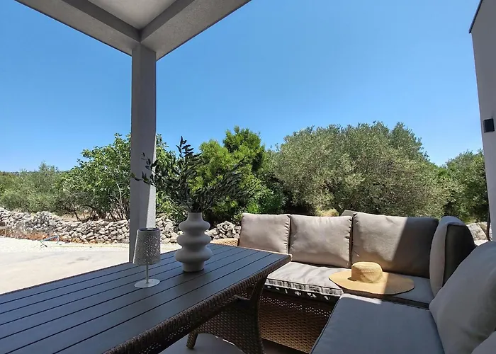 ヴィラ Maslina New *