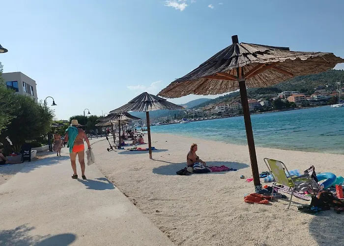 Maslina New ロゴズニッツァ